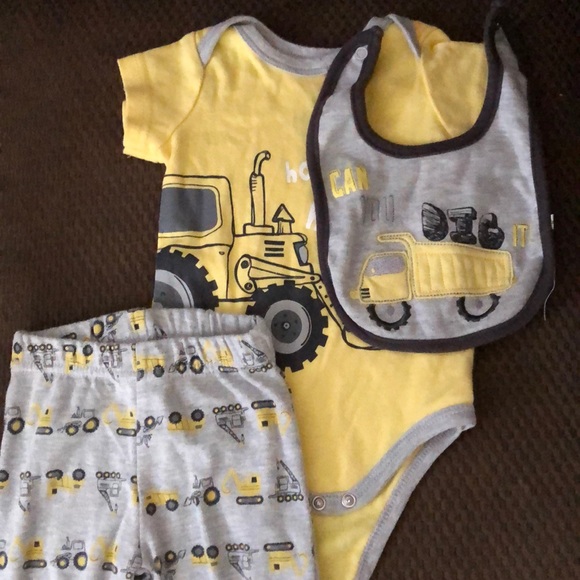 3 pc Tractor 🚜 set - Picture 2 of 2